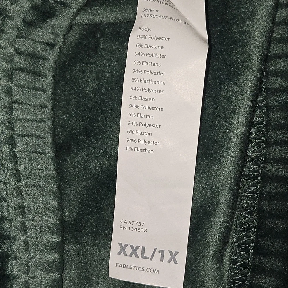 Fabletics Plush Rib Half Zip Sweatshirt 1X/XXL - Picture 9 of 10